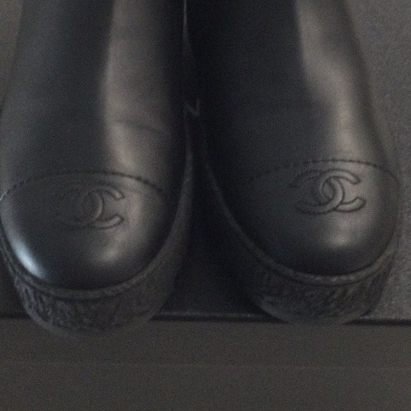 NWT AUTHENTIC CHANEL ANKLE BOOTS 2021                 SIZE    39.5 BLACK - Picture 6 of 8